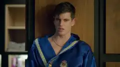 Элита: короткие истории. Гусман, Каэ, Ребека 1 сезон 2 серия